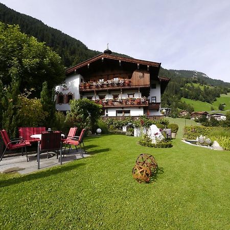 Haus Bichl Finkenberg Exterior foto